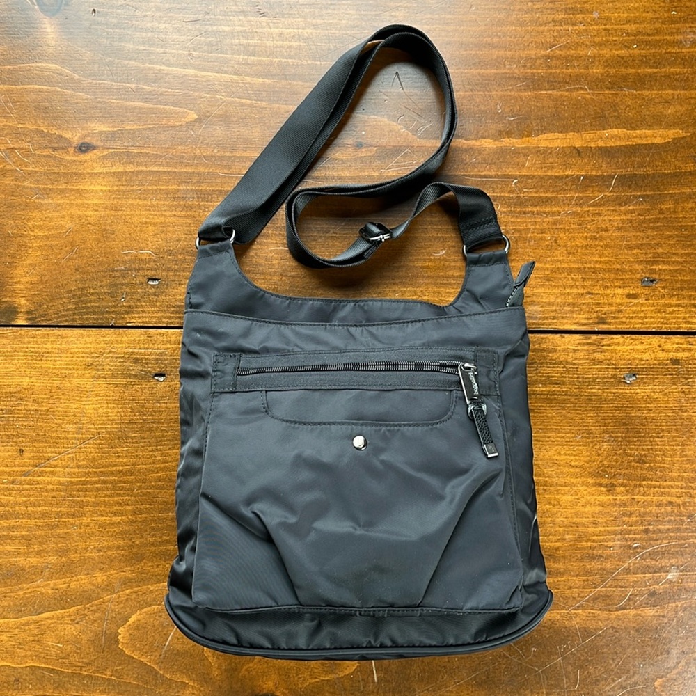 Baggallini Black Nylon Crossbody Bag